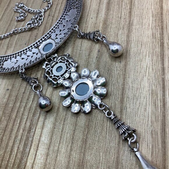 Victorian Style Floral Rhinestone Silver Tone Dangling Collar Necklace - Picture 6 of 10
